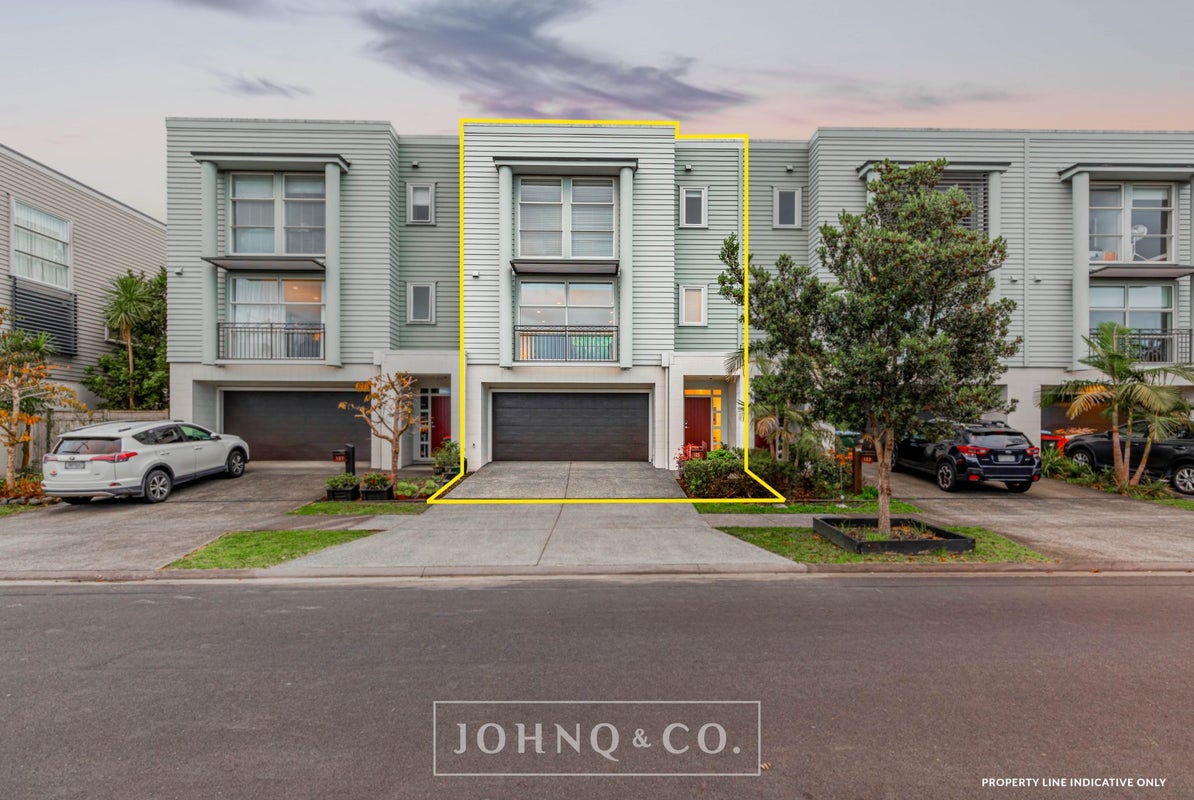 125 Barbarich Drive, Stonefields, Auckland - Carousel 1