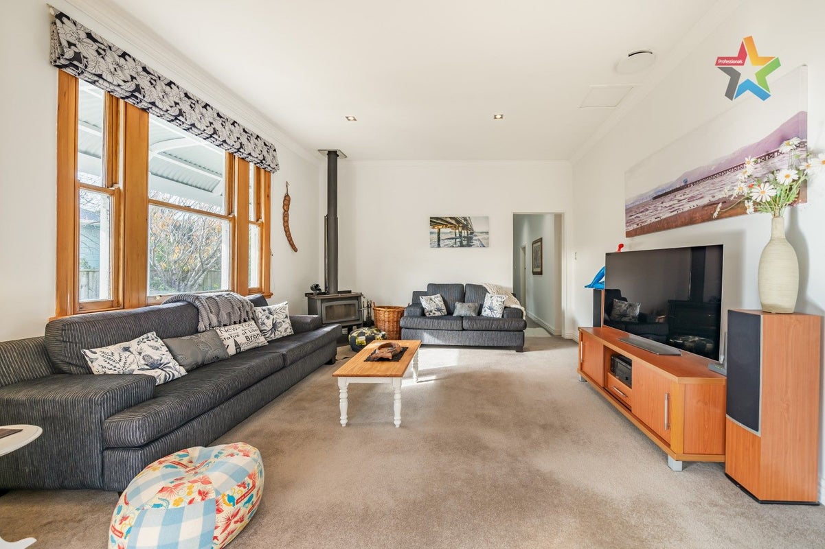 1/53 Richmond Street, Petone, Lower Hutt - Carousel 2