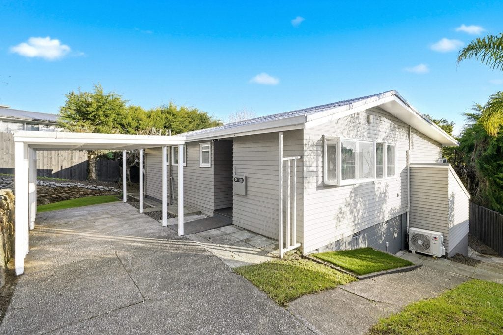 15 Nor'east Drive, Northcross, North Shore City, Auckland - Carousel 2