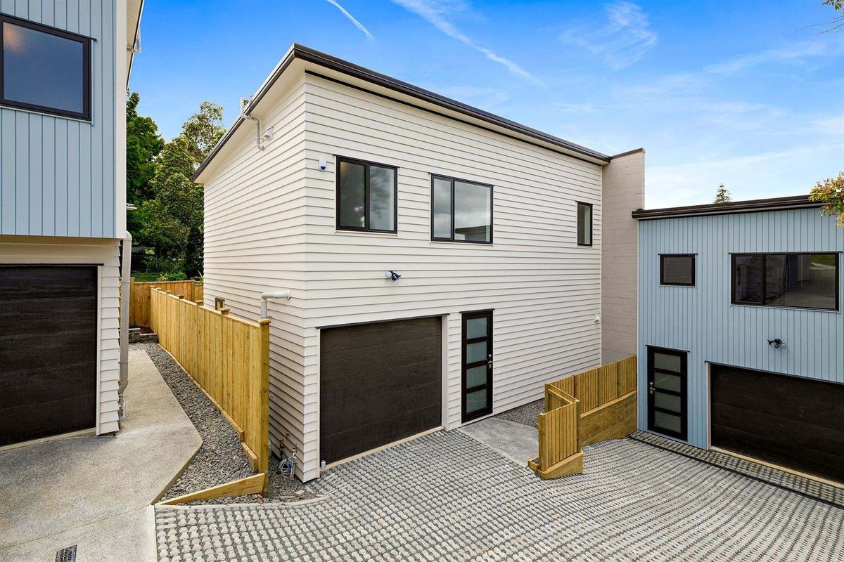 7C Kerria Place, Sunnynook, Auckland - Carousel 15