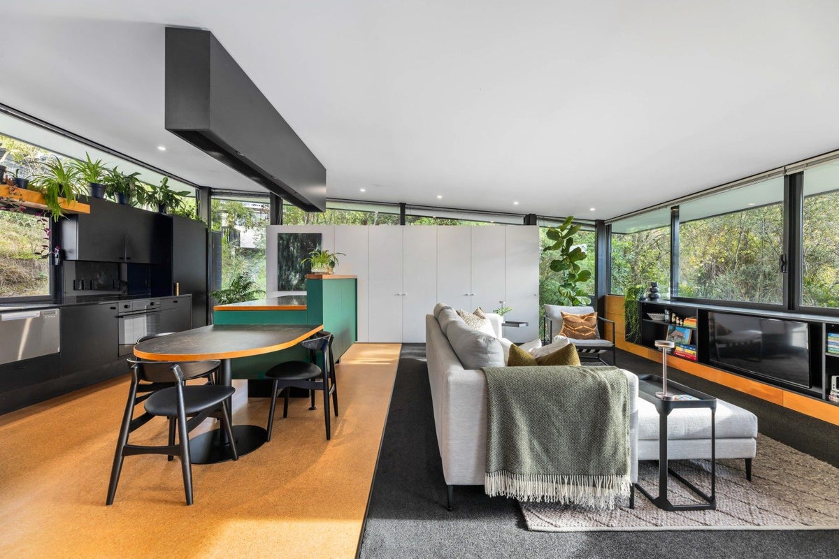 41 Holliss Avenue, Cashmere, Christchurch - Carousel 2