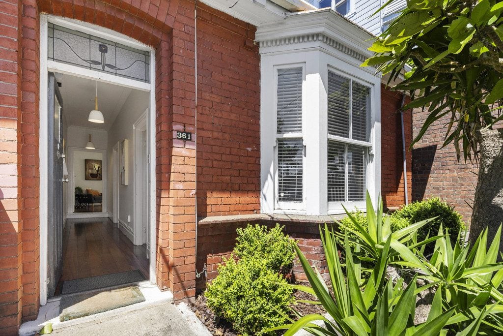 361 Adelaide Road, Newtown, Wellington - Carousel 1