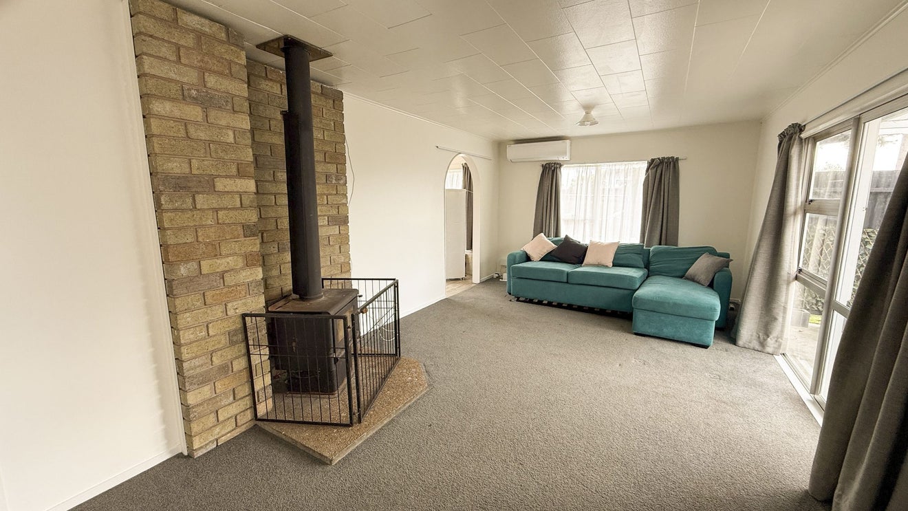 7 Lander Place, Flaxmere, Hastings - Carousel 2