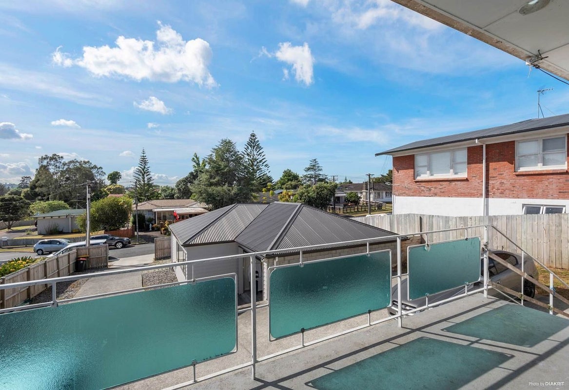 13 Kelston Street, New Lynn, Auckland - Carousel 5