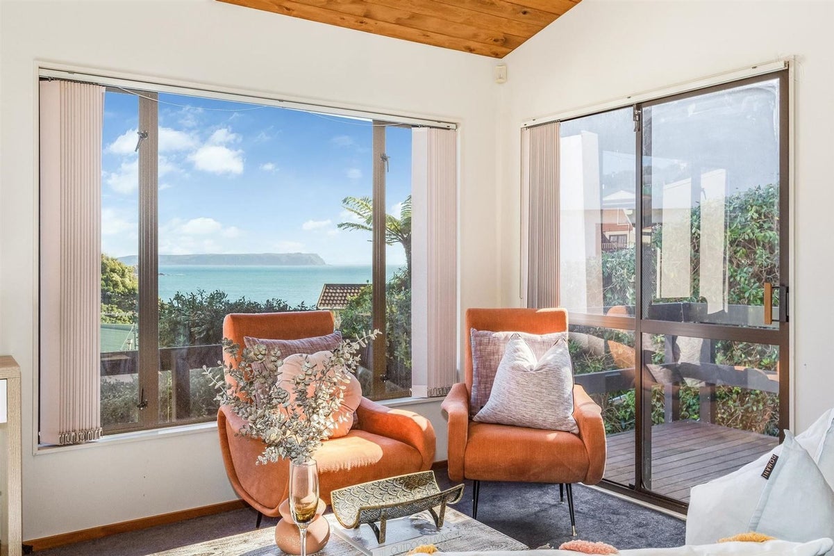 3/122 Pope Street, Camborne, Porirua - Carousel 1