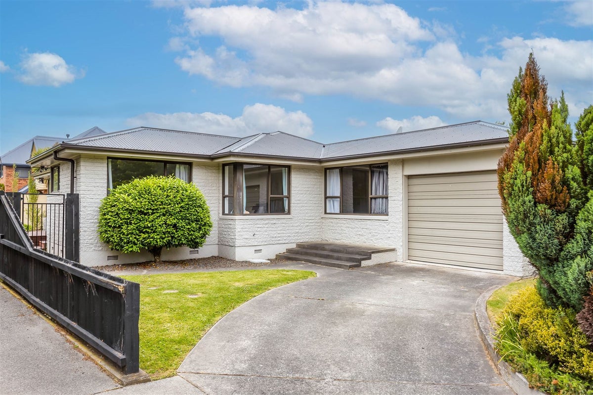 8 Westburn Terrace, Burnside, Christchurch - Carousel 1