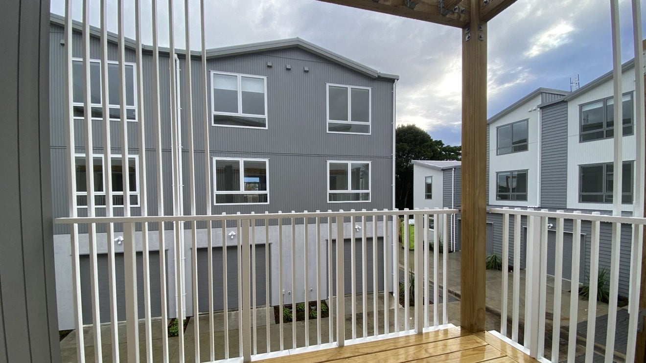 5/2 Moor Avenue, Te Atatu Peninsula, Auckland - Carousel 18