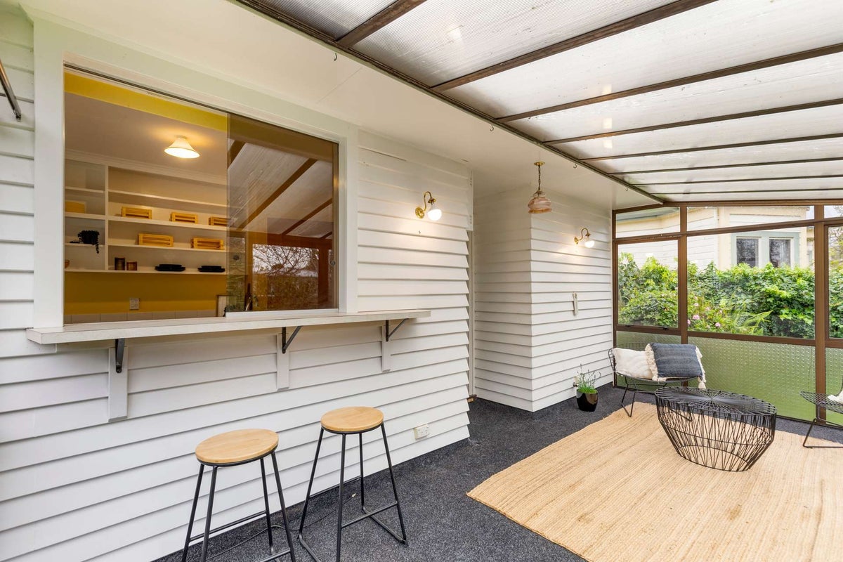 23 Willis Street, Whanganui East, Whanganui - Carousel 2
