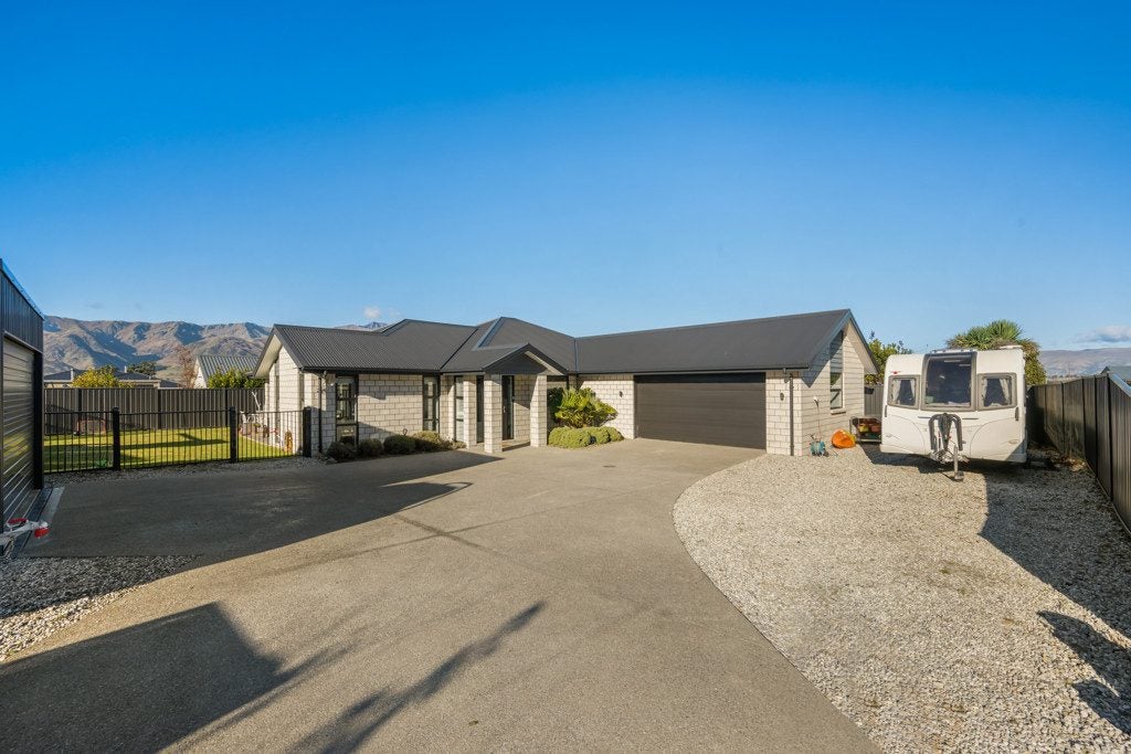 32 Timsfield Drive, Lake Hawea, Wanaka - Carousel 1