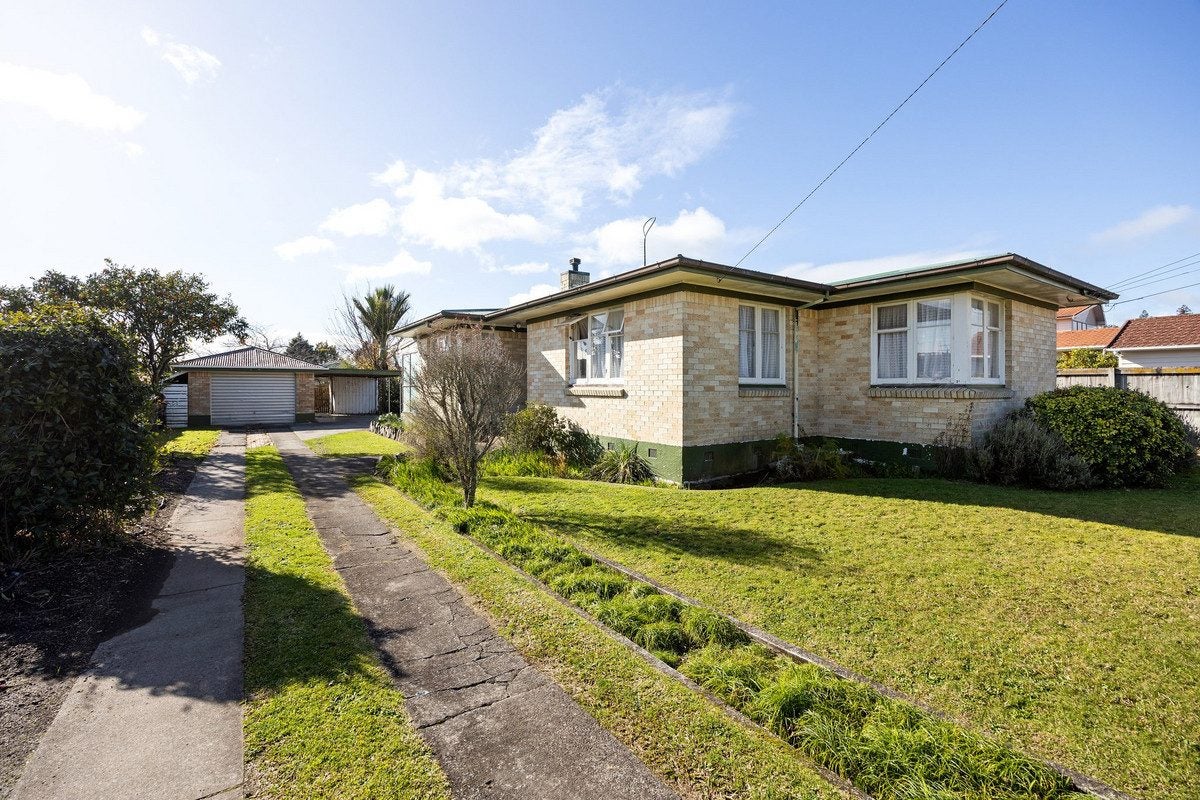 24 Hemans Street, Leamington, Cambridge - Carousel 1
