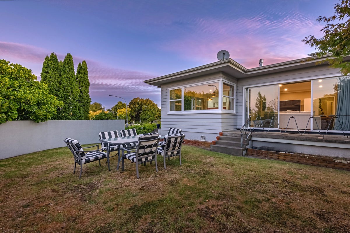 1 Wigan Place, Hokowhitu, Palmerston North - Carousel 16