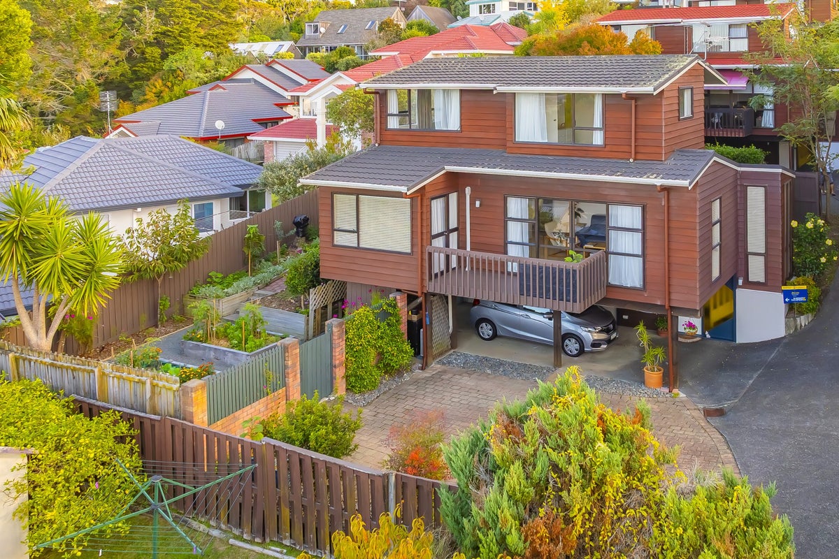 1/78 Velma Road, Hillcrest, Auckland - Carousel 27