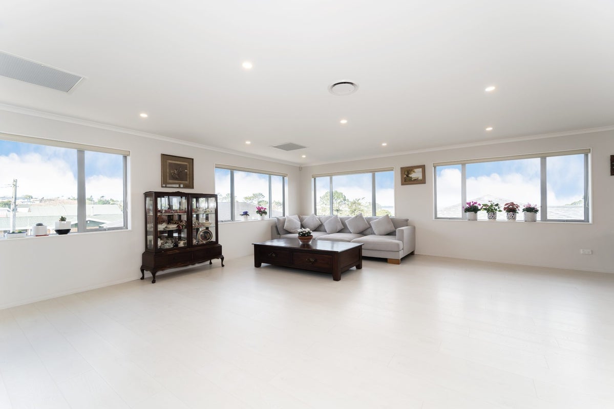 73B Donovan Street, Blockhouse Bay, Auckland - Carousel 1