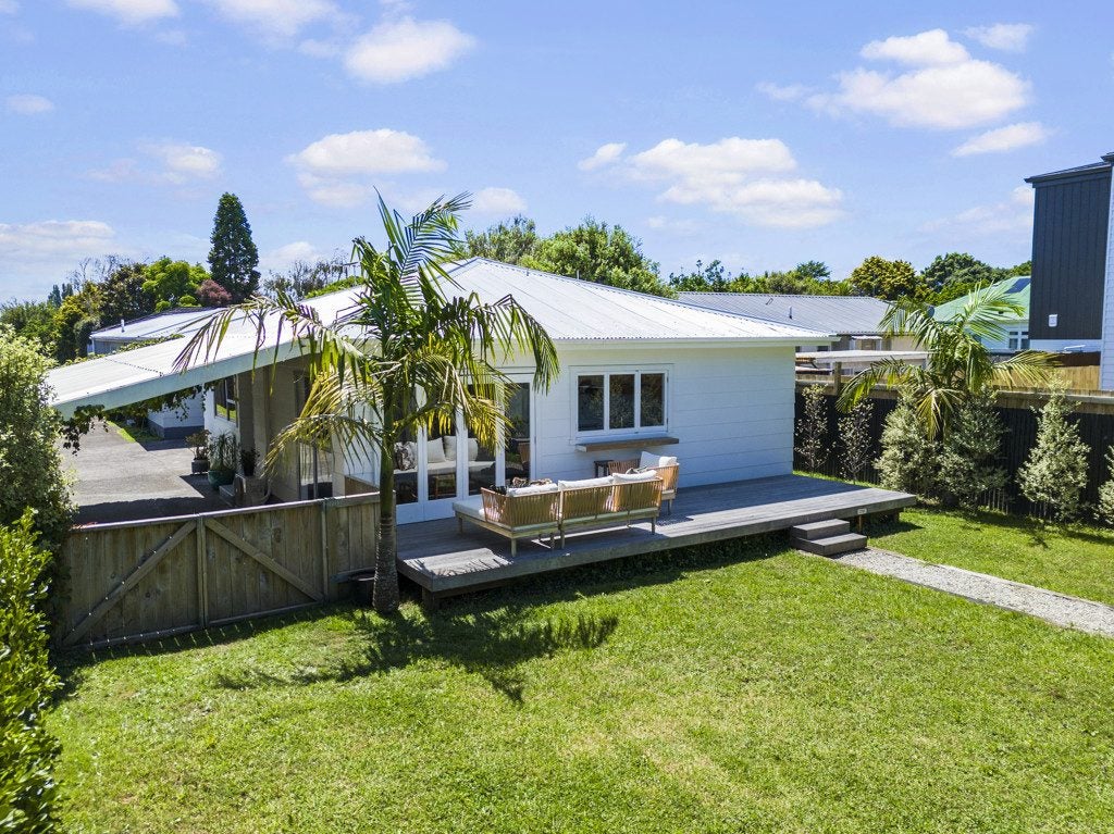 3/8 Avondale Road, Avondale, Auckland - Carousel 1