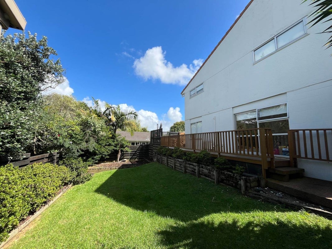 2/41 Seabrook Avenue, New Lynn, Auckland - Carousel 14