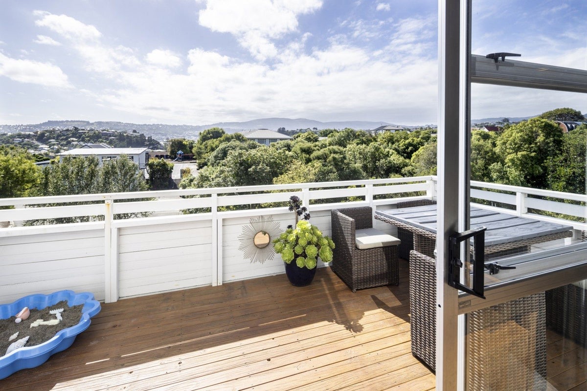 26 Spottiswoode Street, Andersons Bay, Dunedin - Carousel 1