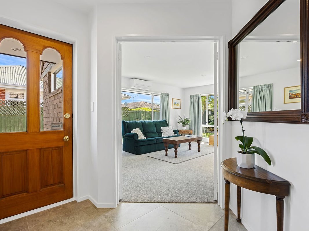 42A Grimseys Road, Redwood, Christchurch - Carousel 2