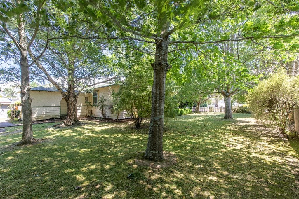 1 Windsor Street, Dannevirke, Dannevirke - Carousel 1
