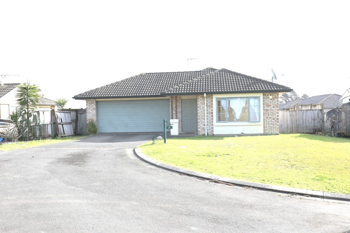 24 Ashmere Lane, Weymouth, Auckland - Carousel 1