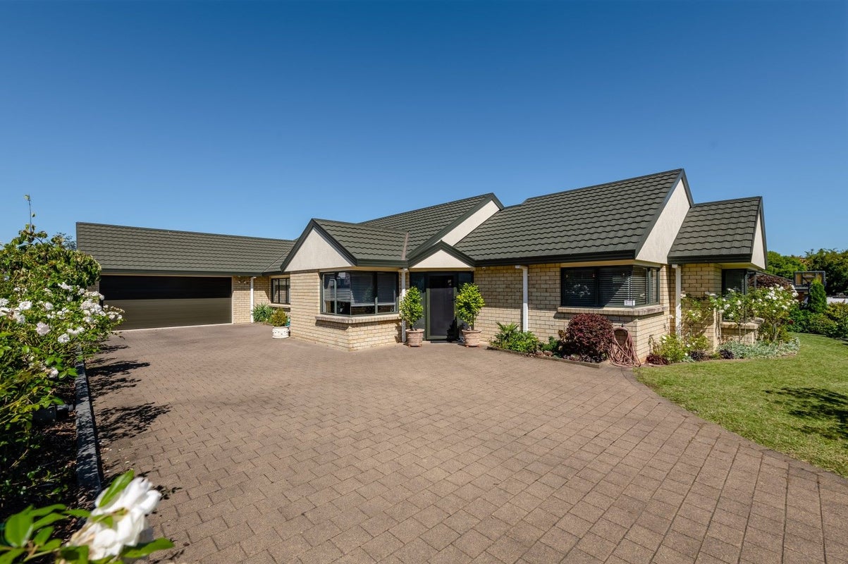 117 Delamare Road, Pukete, Hamilton - Carousel 1