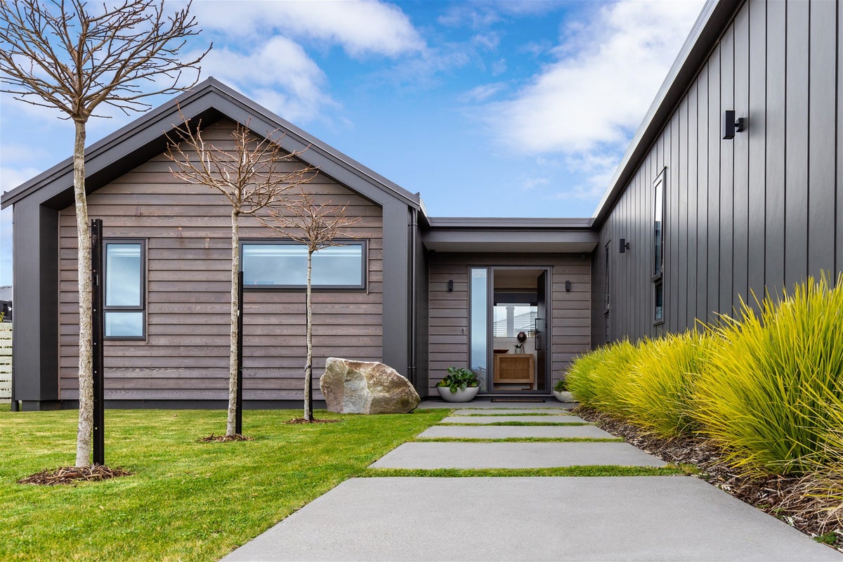 17 Maunganamu Drive, Wharewaka, Taupo - Carousel 2