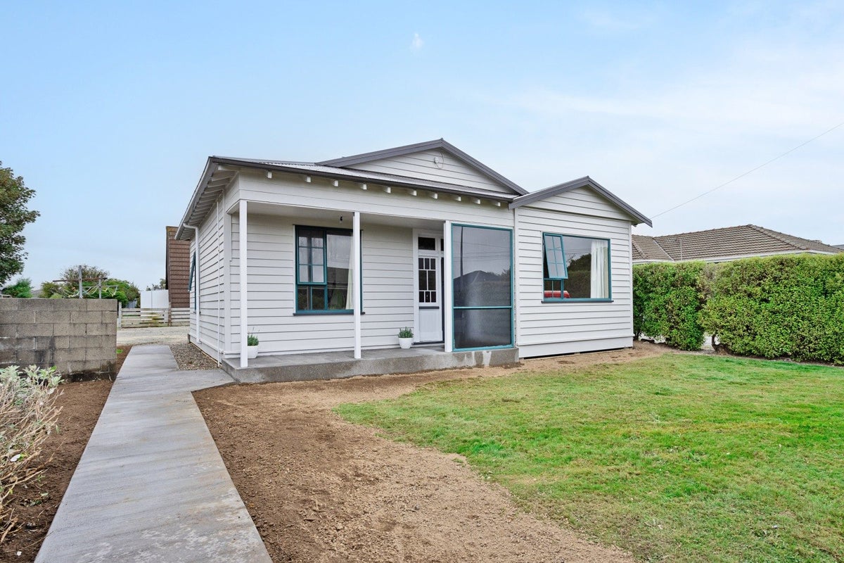 40 Brown Street, Strathern, Invercargill - Carousel 1