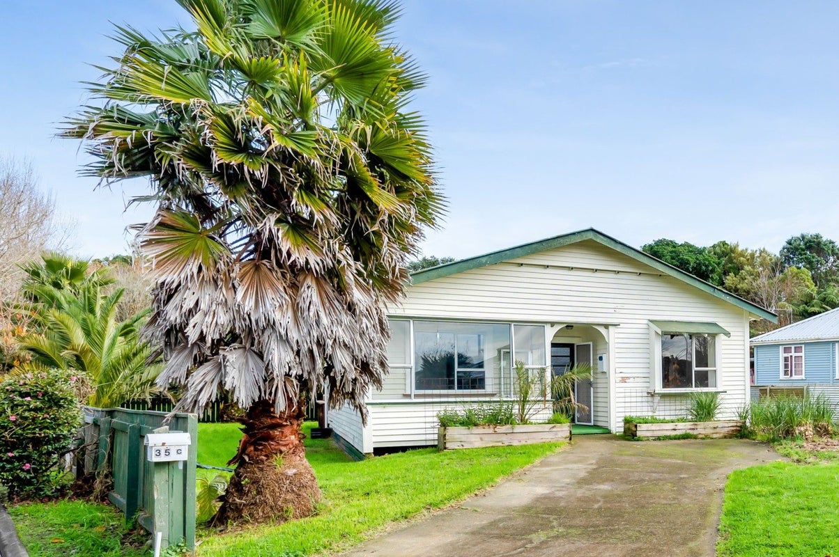 35C Nelson Street, Georgetown, Invercargill - Carousel 1