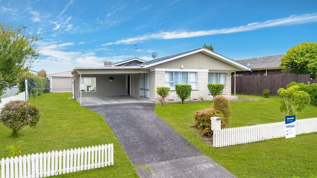 23 Sunnypark Avenue, Rosehill, Papakura - Carousel 2