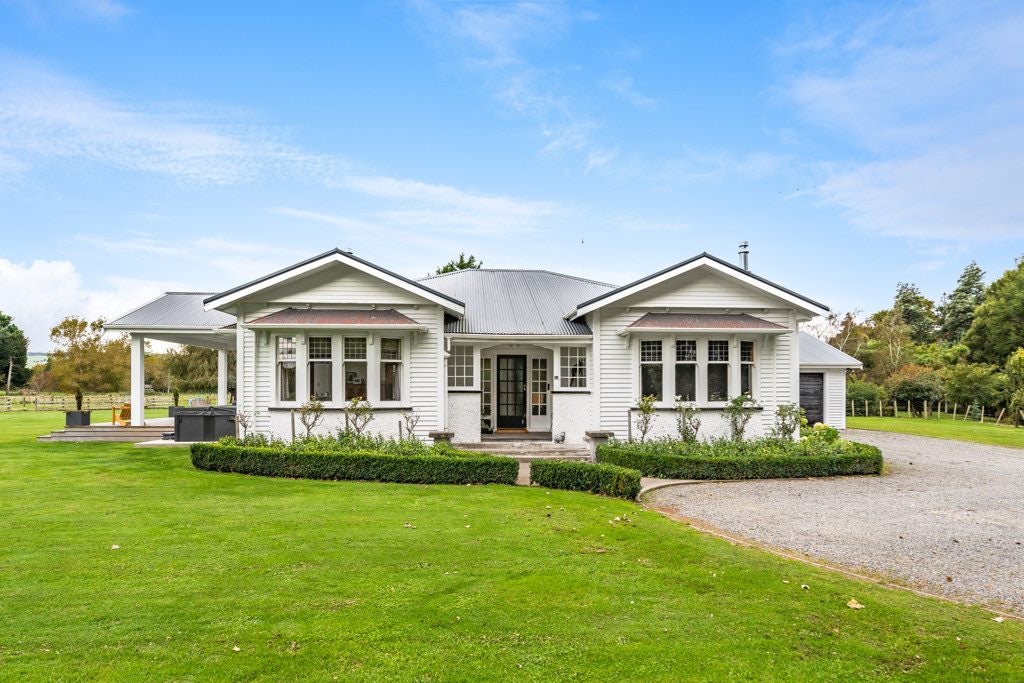 197C Willow Park Drive, Masterton - Carousel 2