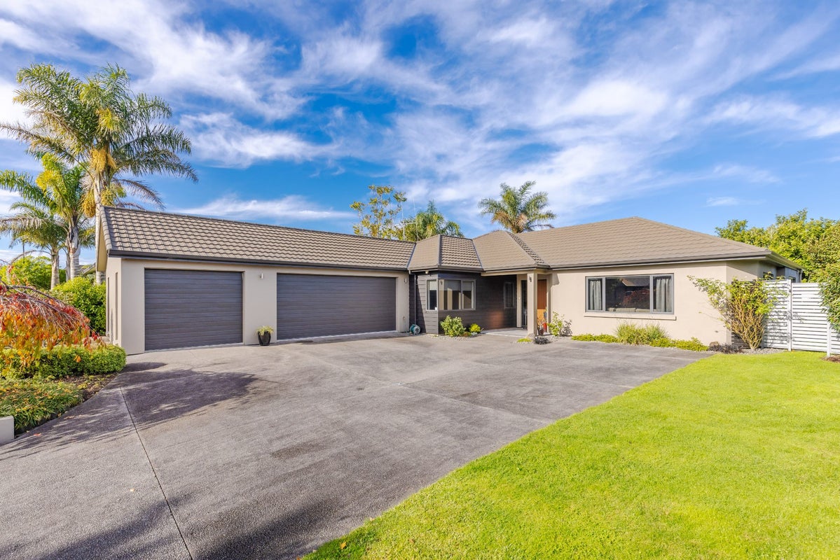 26 Darjon Drive, Huntington, Hamilton - Carousel 24