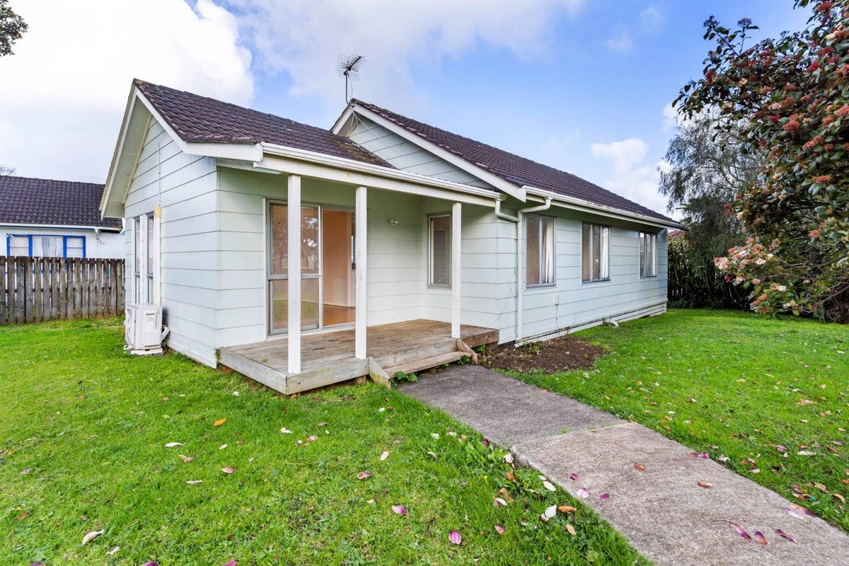 18 Hilda Road, Favona, Manukau City, Auckland - Carousel 1