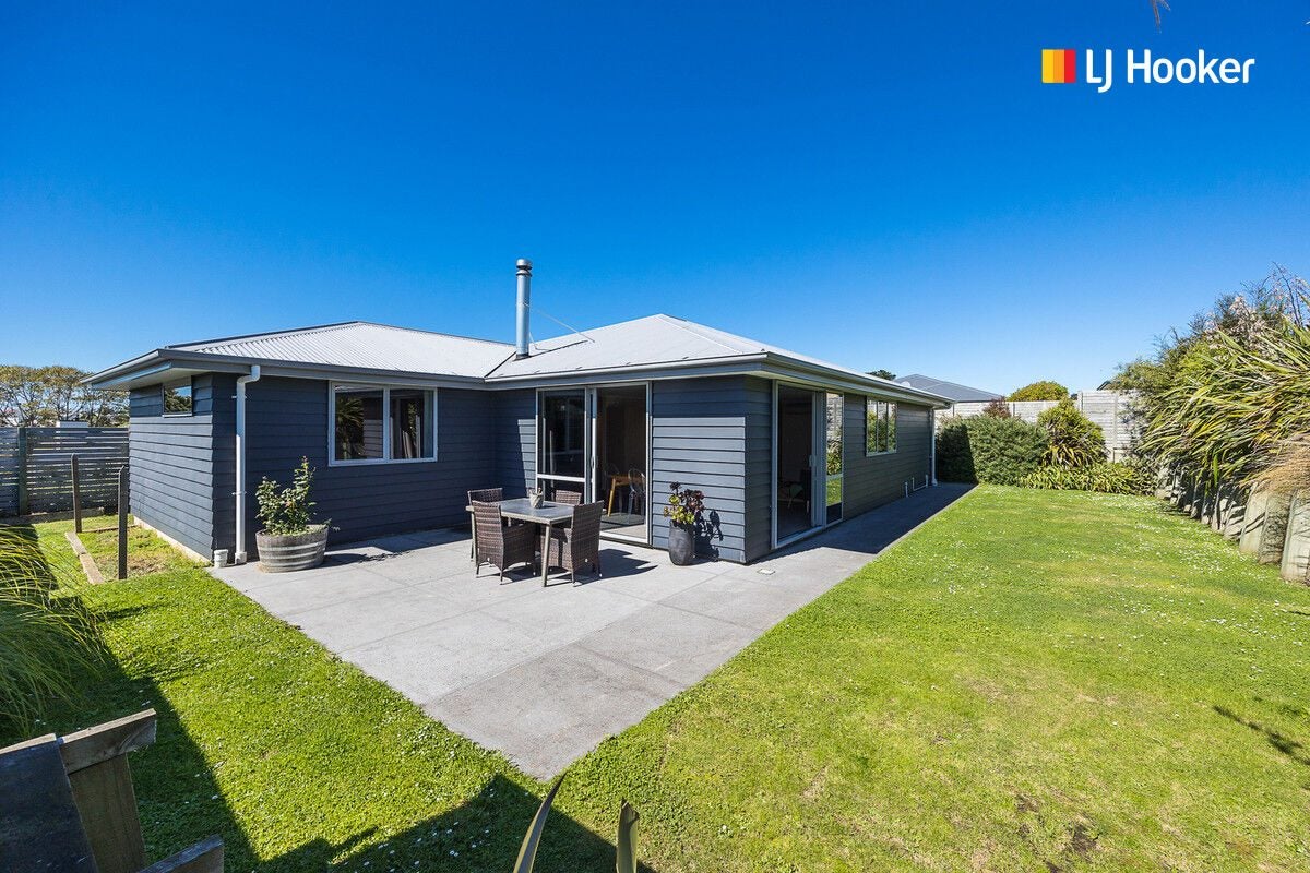 1B Westgate, Corstorphine, Dunedin - Carousel 1