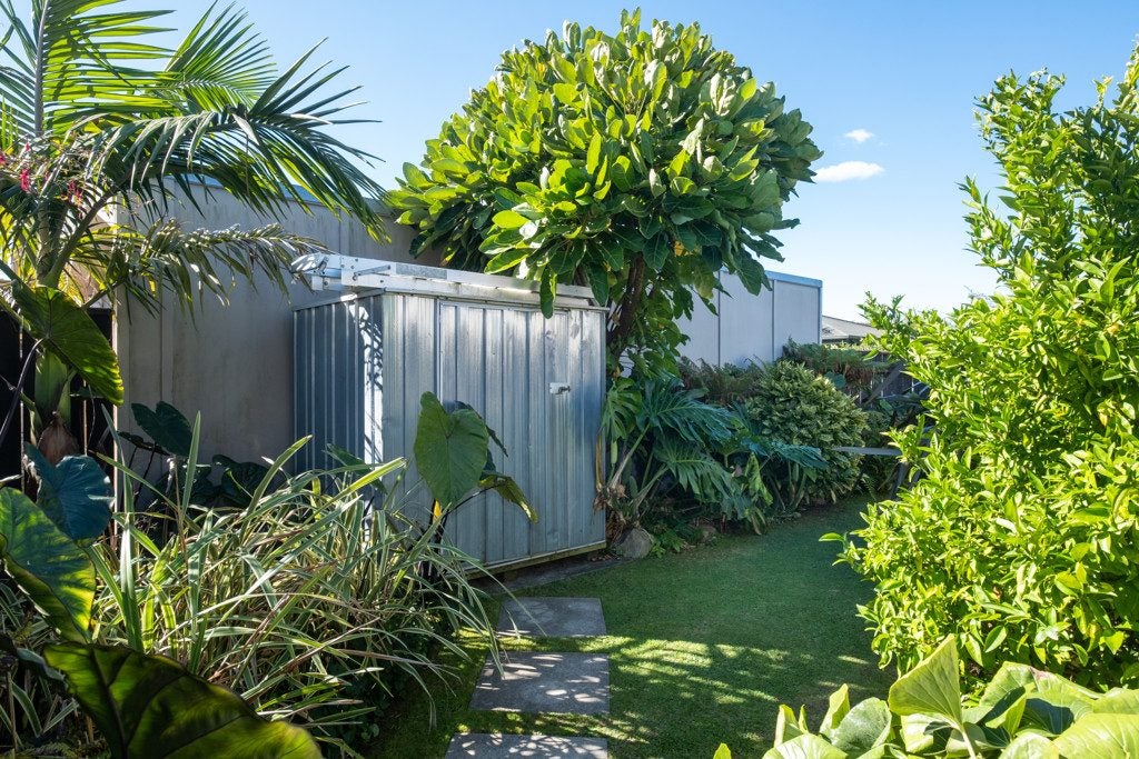 9A Kent Terrace, Taradale, Napier - Carousel 21