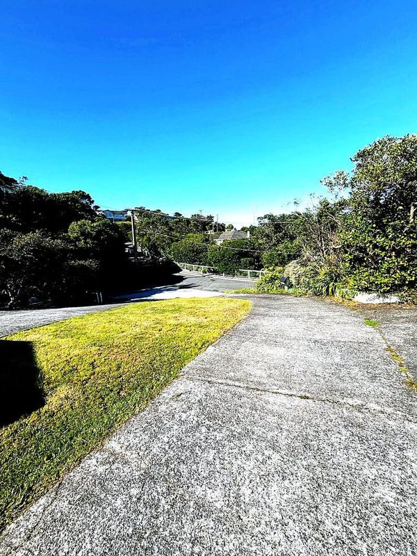 79 Black Rock Road, Newlands, Wellington - Carousel 12