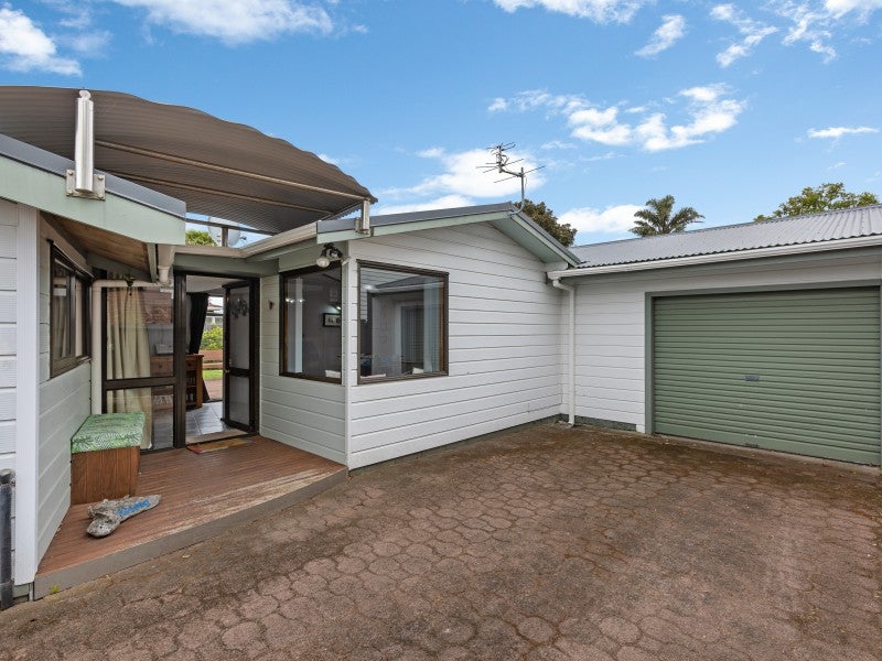 47 Branch Road, Highlands Park, New Plymouth - Carousel 26