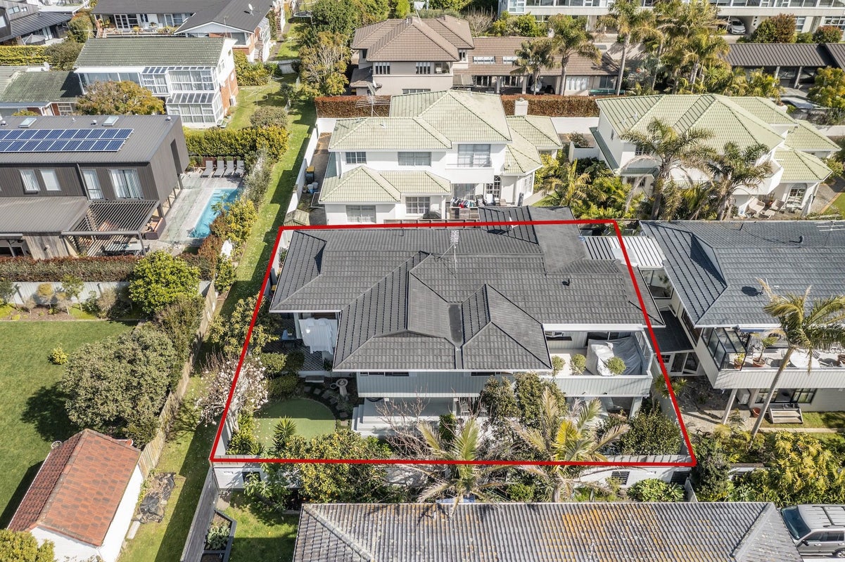 2/19A Sanders Avenue, Takapuna, Auckland - Carousel 49