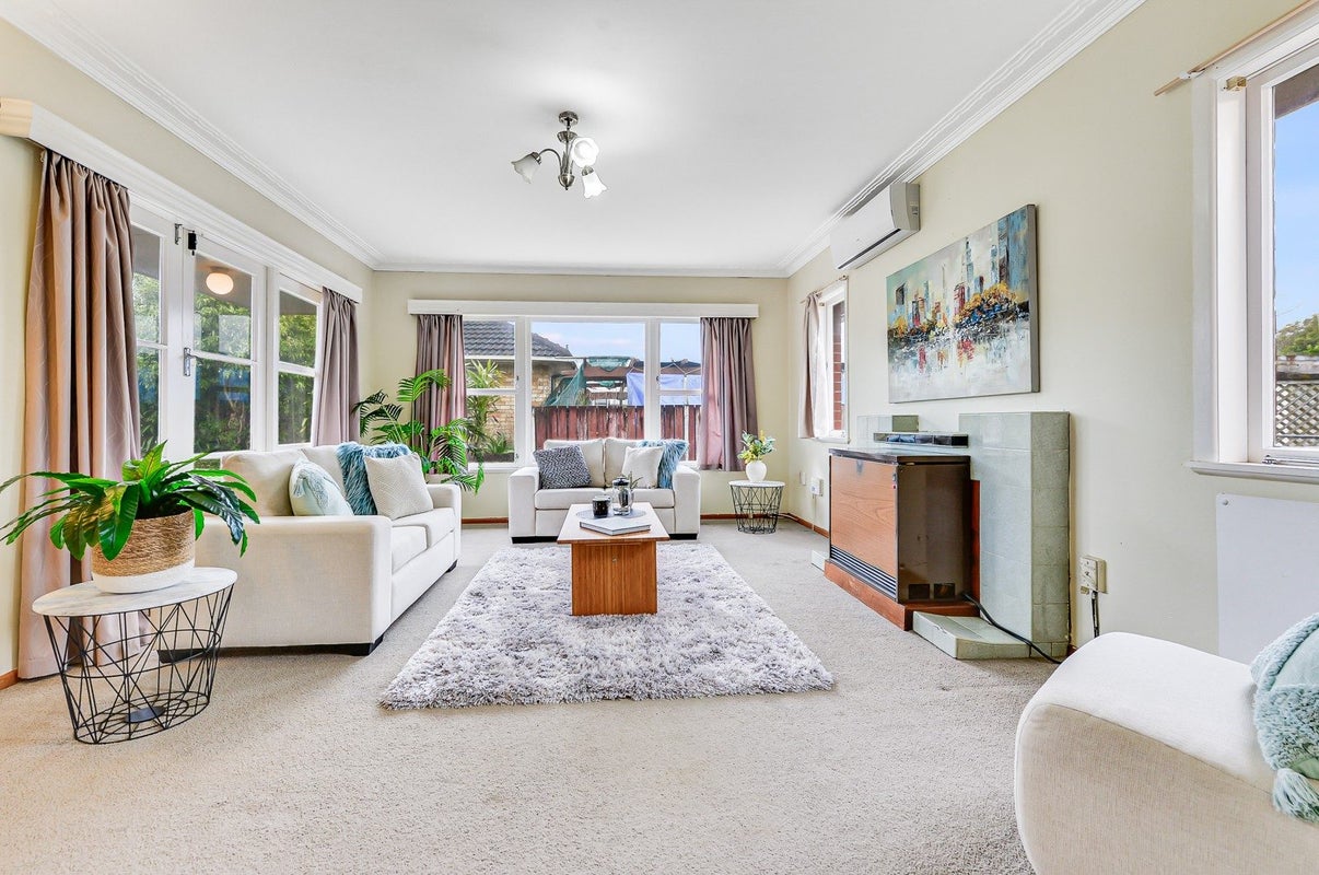 54 Heath Street, St Andrews, Hamilton - Carousel 1
