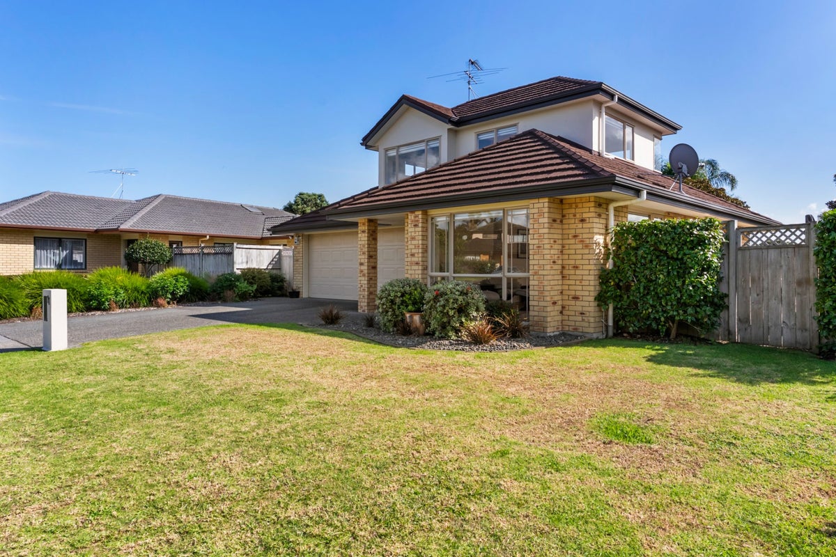 11 Greta Banks Place, Wattle Downs, Auckland - Carousel 26