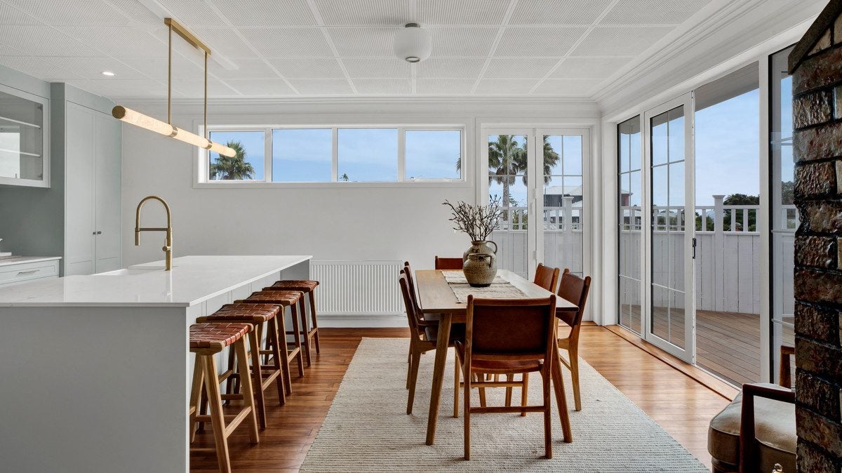 19 Baring Terrace, Strandon, New Plymouth - Carousel 2