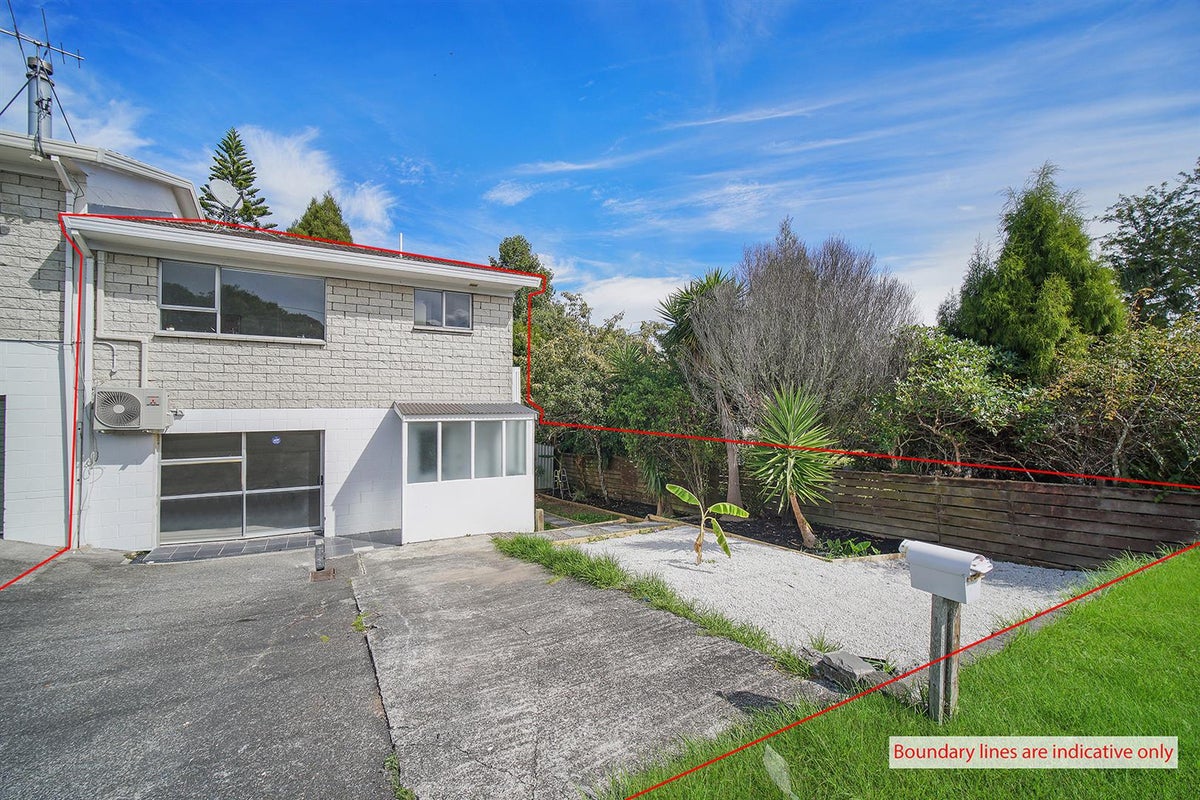 2/10 Woodvale Road, Glen Eden, Auckland - Carousel 1