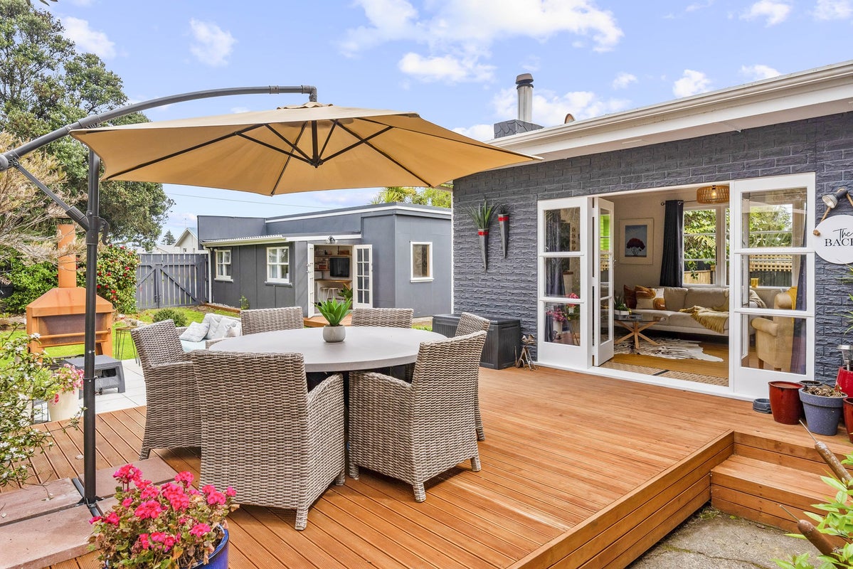 14 Toi Street, Otaki Beach, Otaki - Carousel 2