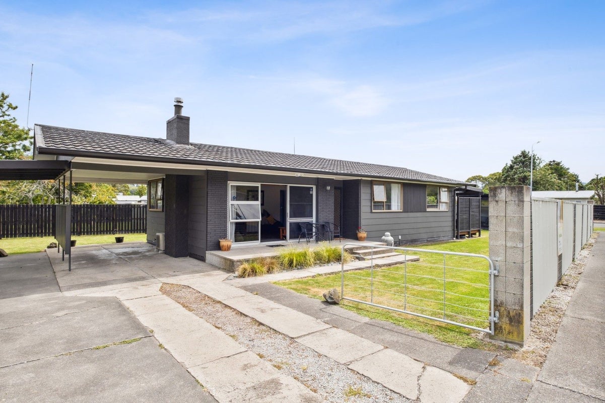 7 Paraone Road, Tamarau, Gisborne - Carousel 1