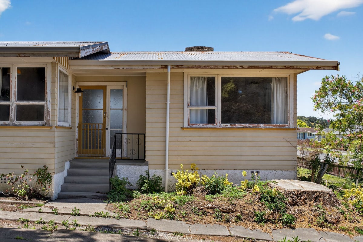9 Halley Street, Outer Kaiti, Gisborne - Carousel 2