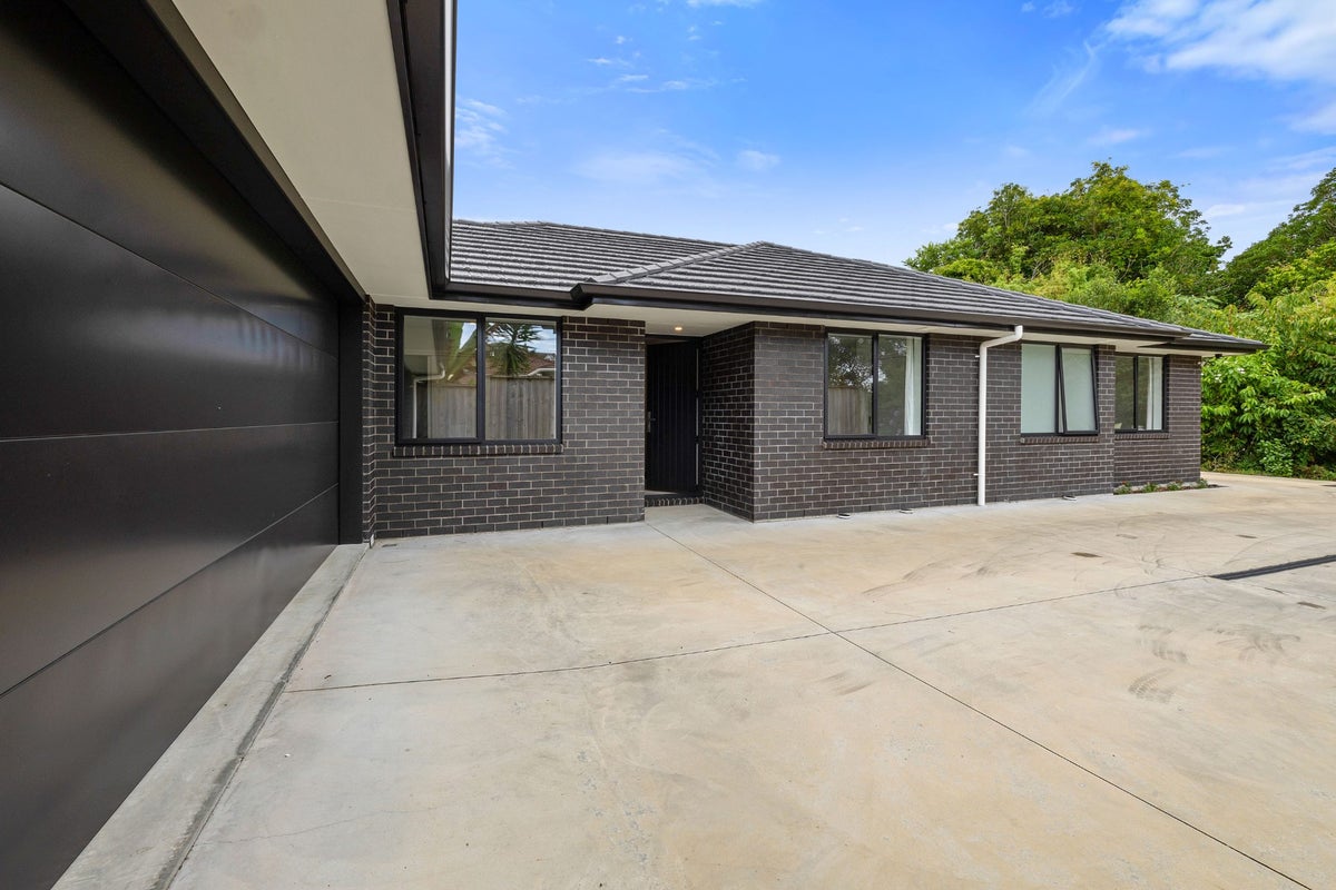 278A Tukapa Street, Hurdon, New Plymouth - Carousel 25