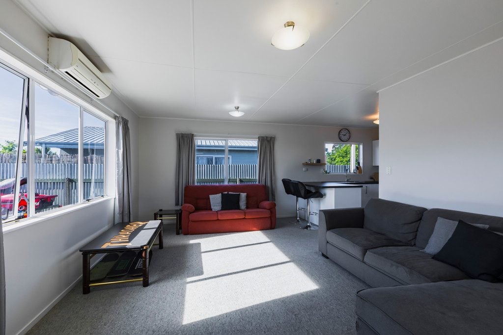 3/42 TOWNSHEND CRESCENT, GREENMEADOWS, NAPIER - Carousel 2