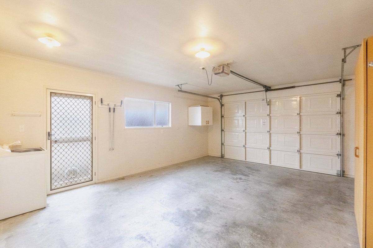 2/68 Guppy Road, Greenmeadows, Napier - Carousel 13