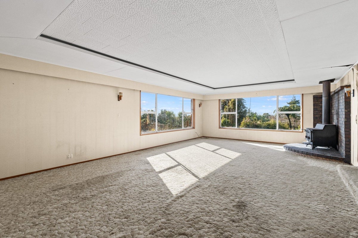 310 Paraite Road, Paraite, New Plymouth - Carousel 2