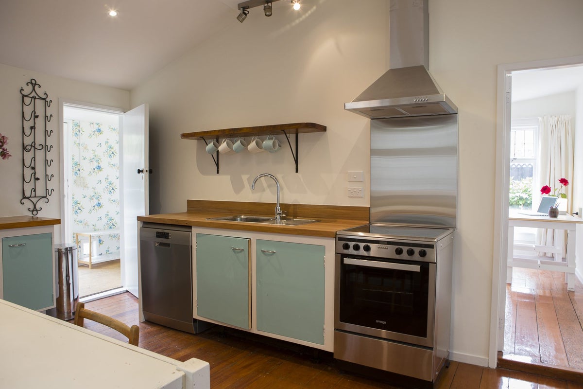 4 Dryden Street, Sumner, Christchurch - Carousel 2