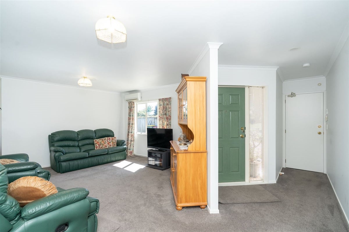 60 Waiwherowhero Drive, St Andrews, Hamilton - Carousel 2