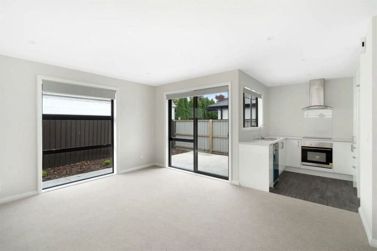 11C Northcote Road, Northcote, Christchurch - Carousel 2